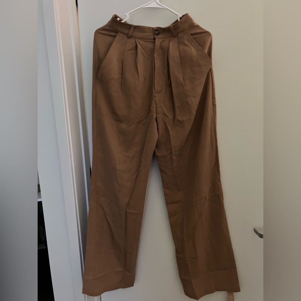 NWT Reformation Mason Pants in Camel, size 2